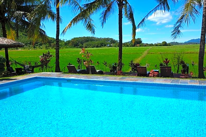 Sunset Valley Holiday Houses