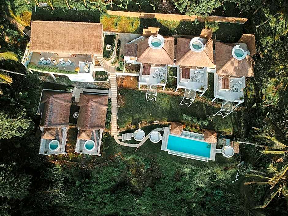 Woywoy Escape Bresela Adults Only