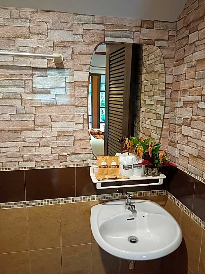 Khao Sok River & Jungle Bungalow