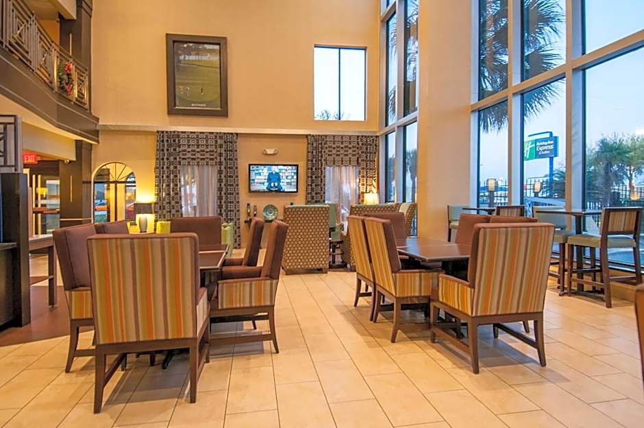 Holiday Inn Express Hotel & Suites Houston North Intercontinental By IHG