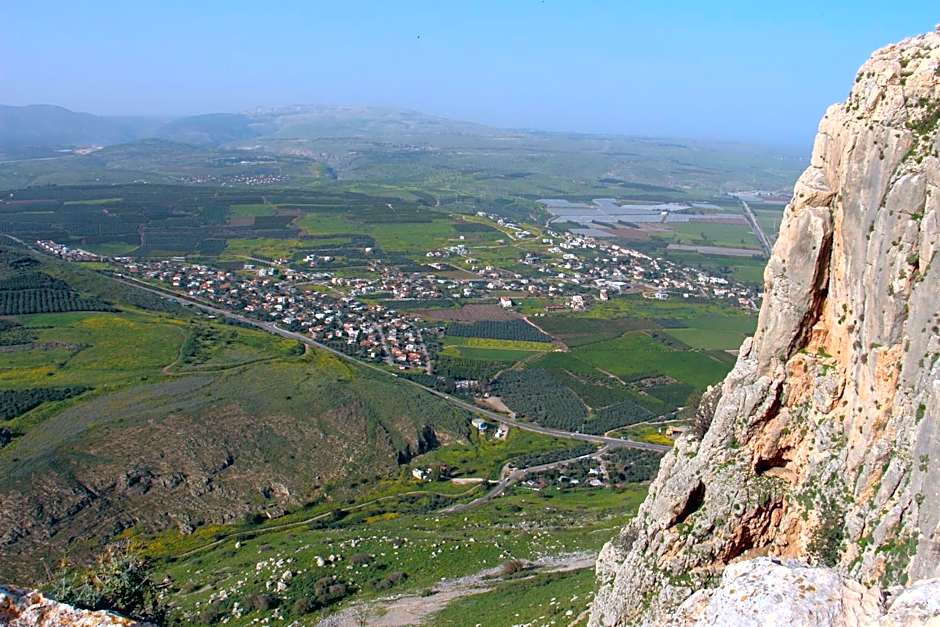 Arbel Guest House Shavit Family