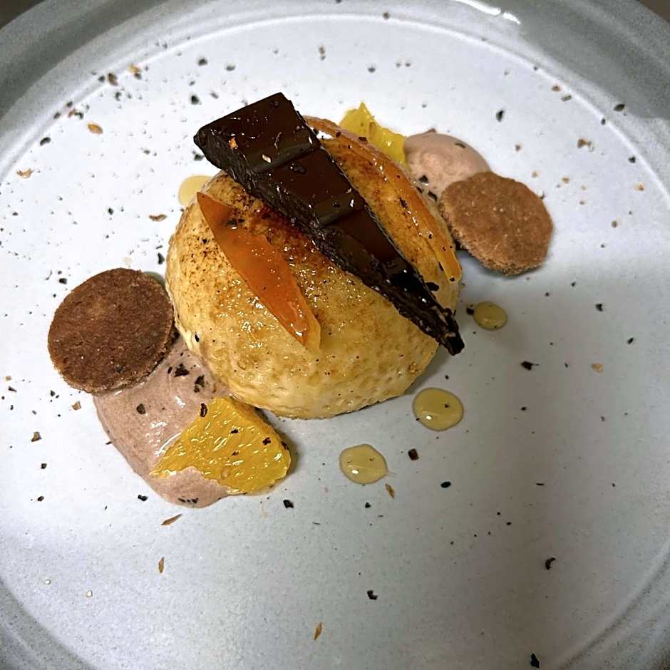 BRIT HOTEL & SPA Le Roc au Chien