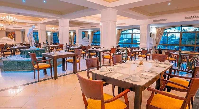 Bahia Principe Grand Cayacoa