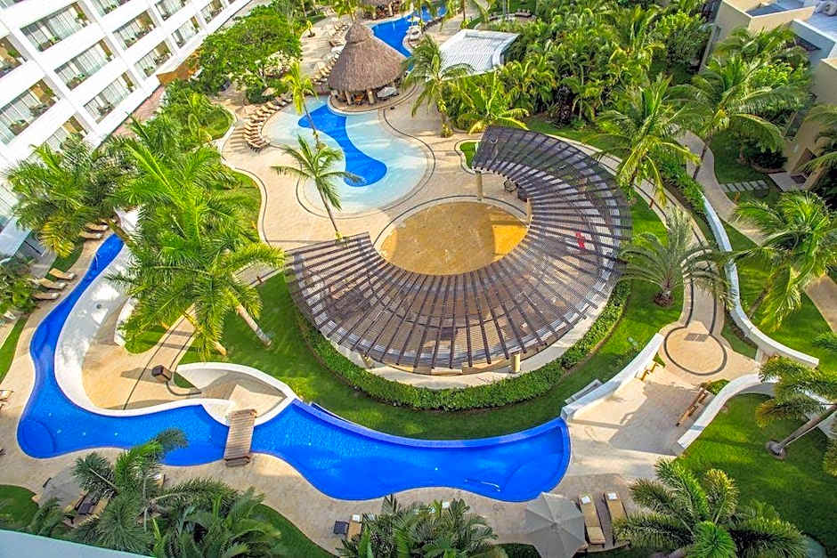 MARIVAL RESIDENCES WORLD SPA