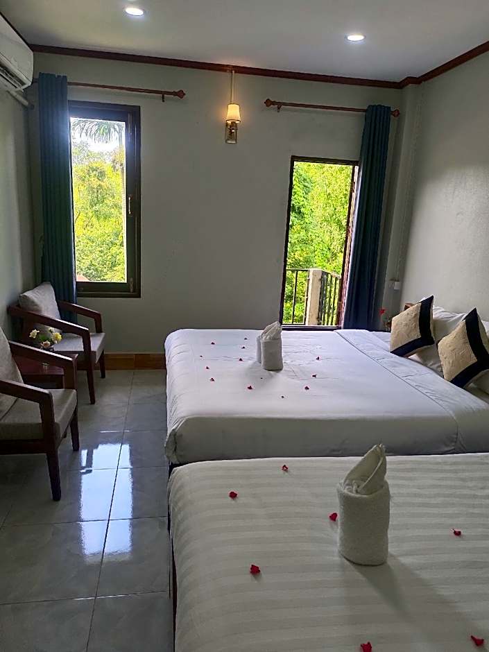 Vangvieng Dokchampa Resort