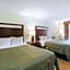 Quality Inn & Suites Conference Center Statesboro Historic District