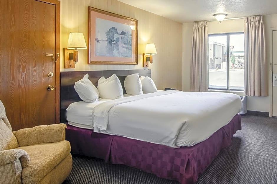 Americas Best Value Inn & Suites Ft Collins E at I-25