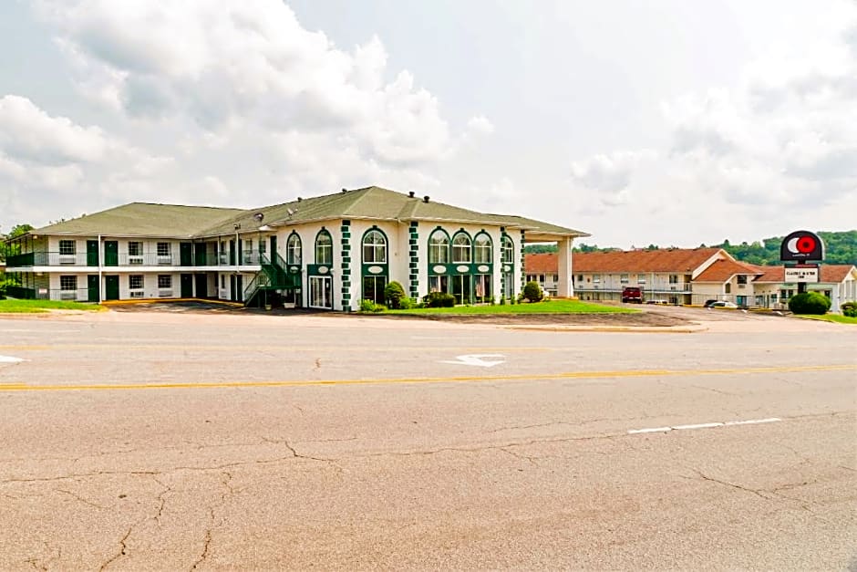 OYO Capital O - Classic Motor Inn Branson