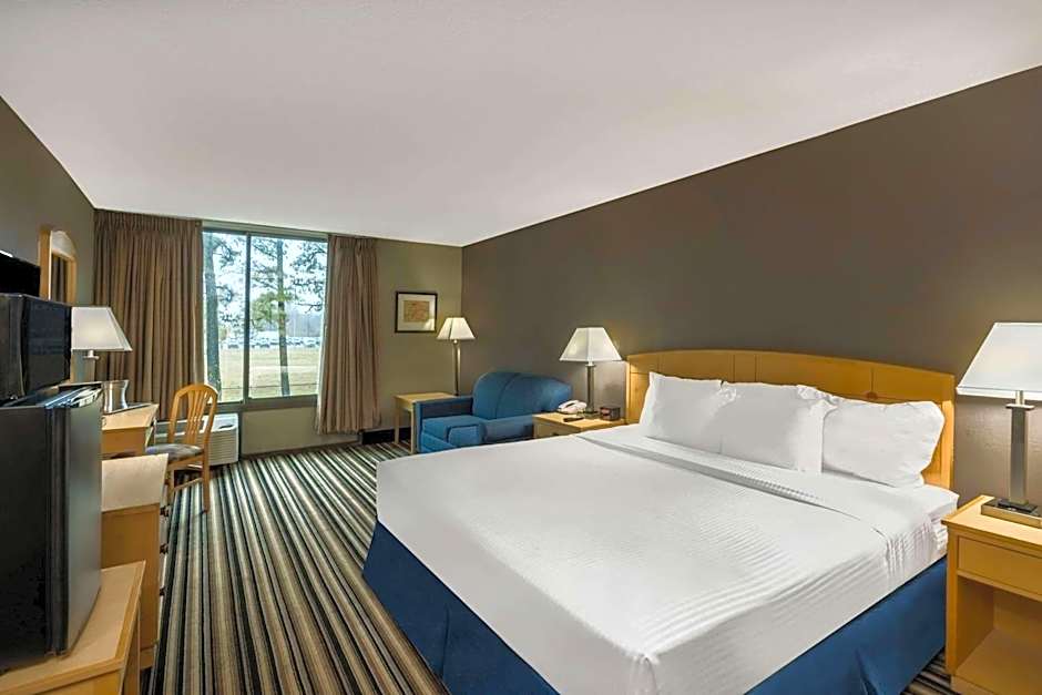 Travelodge by Wyndham Memphis