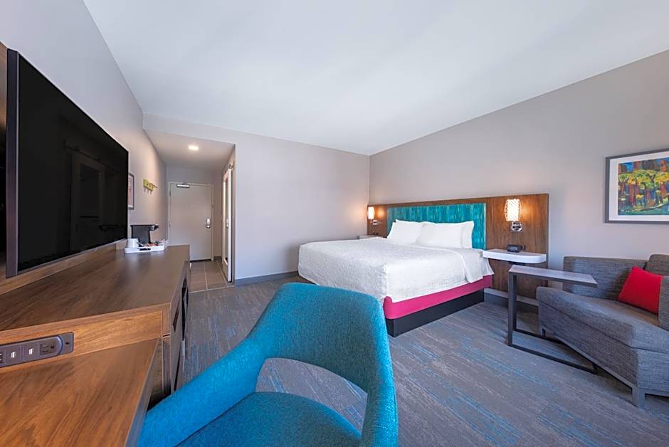 Hampton Inn By Hilton Columbus Downtown