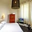 Hotel Carducci 76
