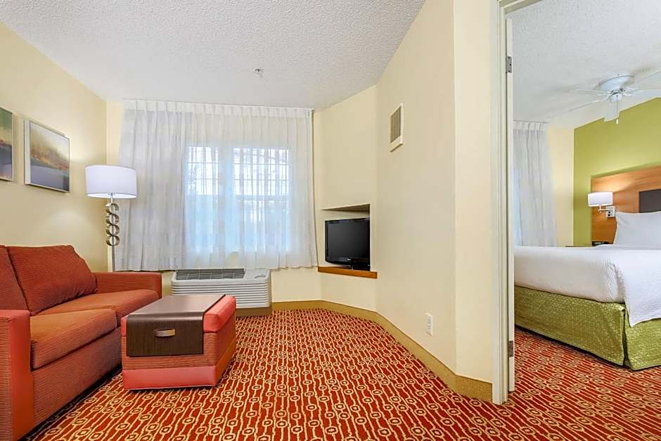 Sonesta Simply Suites Houston Brookhollow
