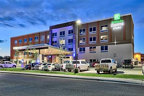Holiday Inn Express & Suites Roswell By IHG
