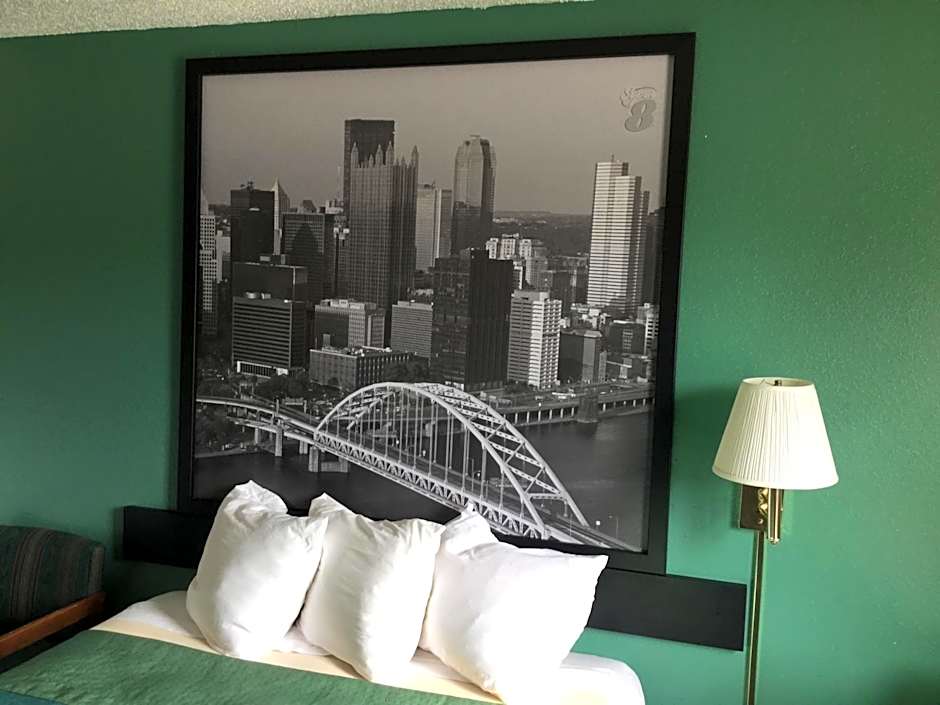 Super 8 by Wyndham New Stanton