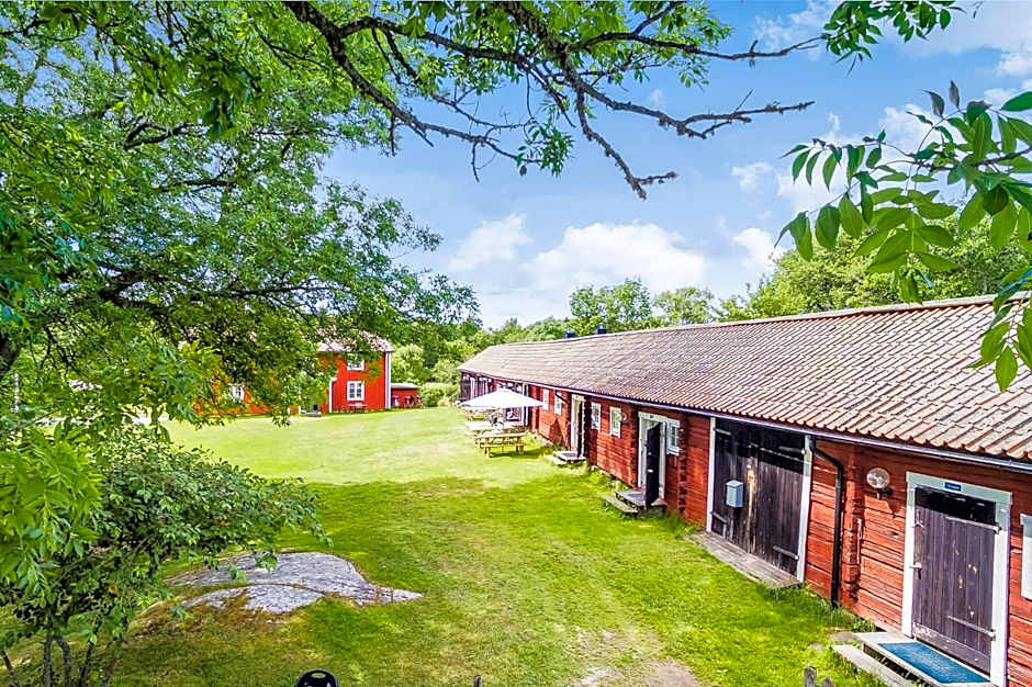 Bull-August gård vandrarhem/hostel