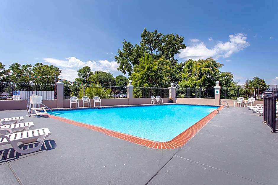 Ramada Limited Cockeysville