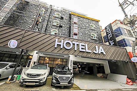 Cheongju Business Hotel JA