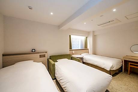 Accessible Twin Room(3 Adults)  - Main Building - Non Smoking