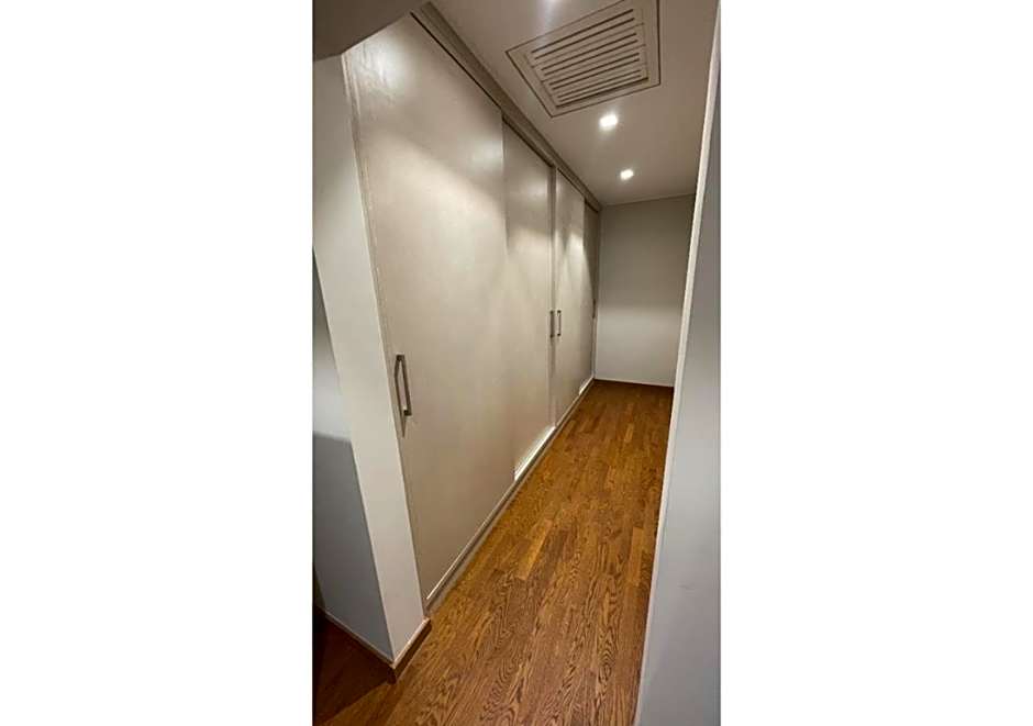 Furnished Apartment in Mall Of Arabia Towers , AEON Compound