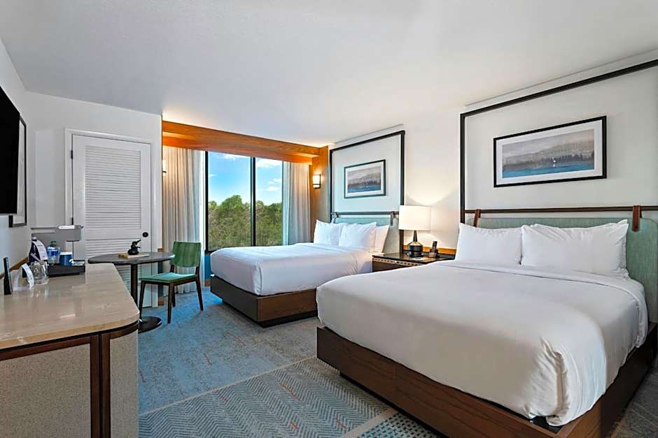 Merriweather Lakehouse Hotel, Autograph Collection