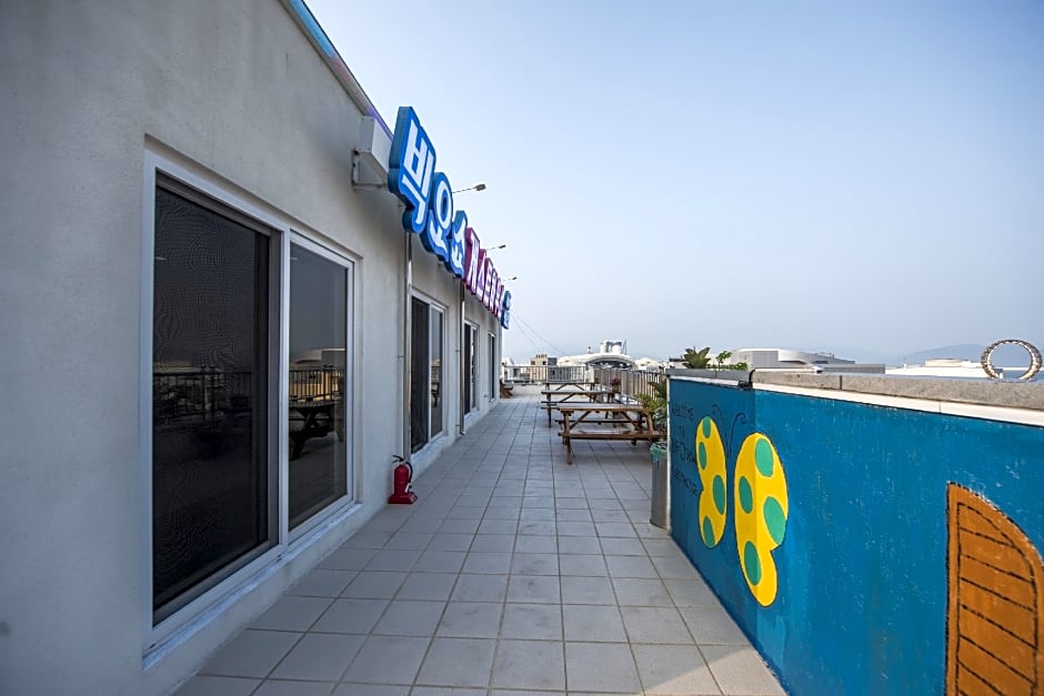 Big O Show Guesthouse