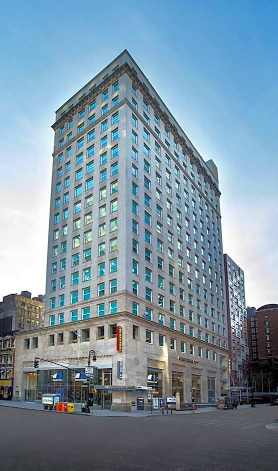 Courtyard By Marriott New York Manhattan/Herald Square