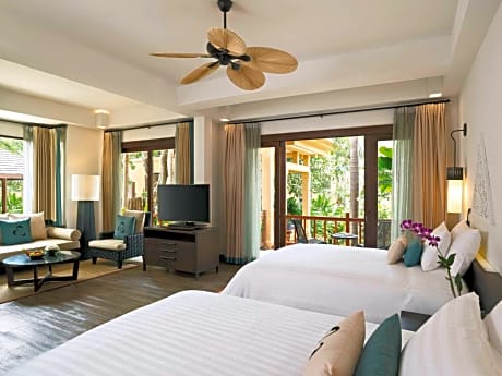 Junior Suite with Twin Beds and Pool View