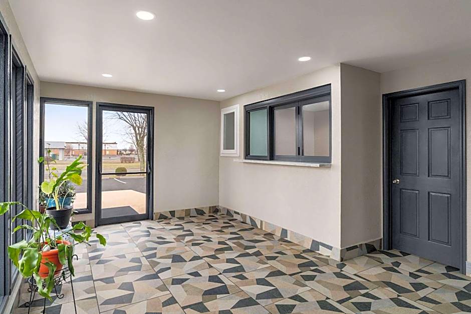  Super 8 by Wyndham Columbus/Edinburgh