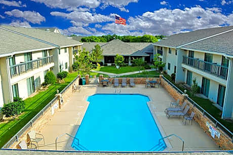 Ashmore Inn And Suites Lubbock