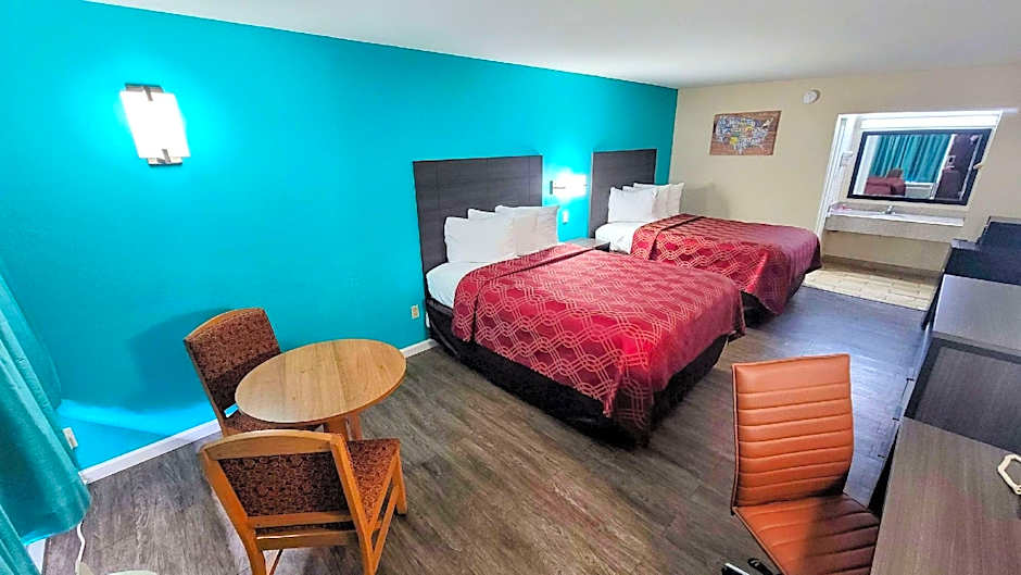 Photo 1 of 6 of 2 Queen Beds Suite, Nonsmoking