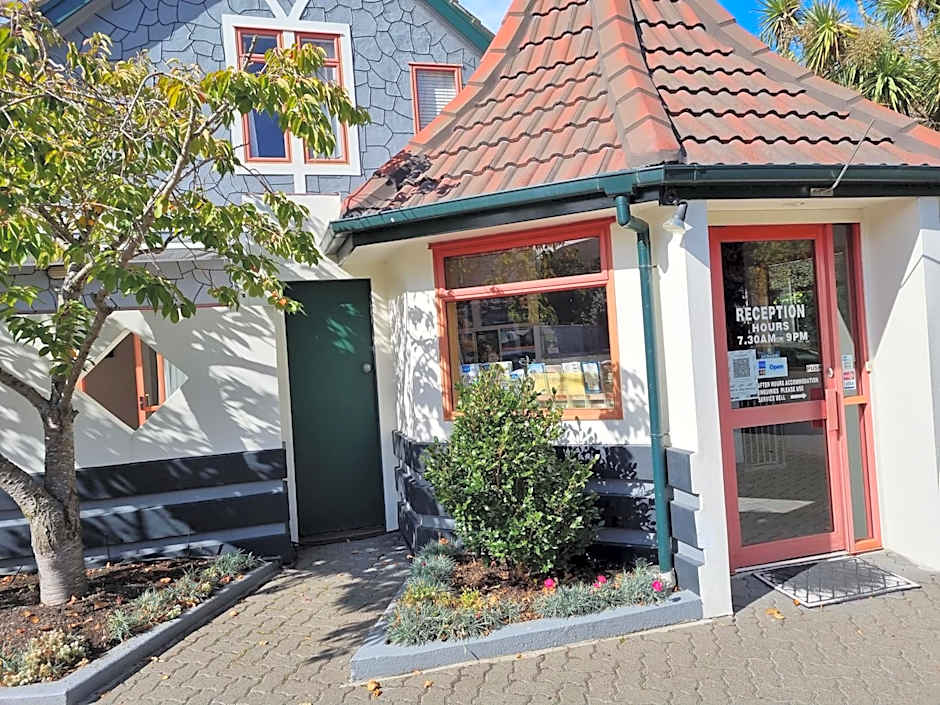 Amross Court Motor Lodge