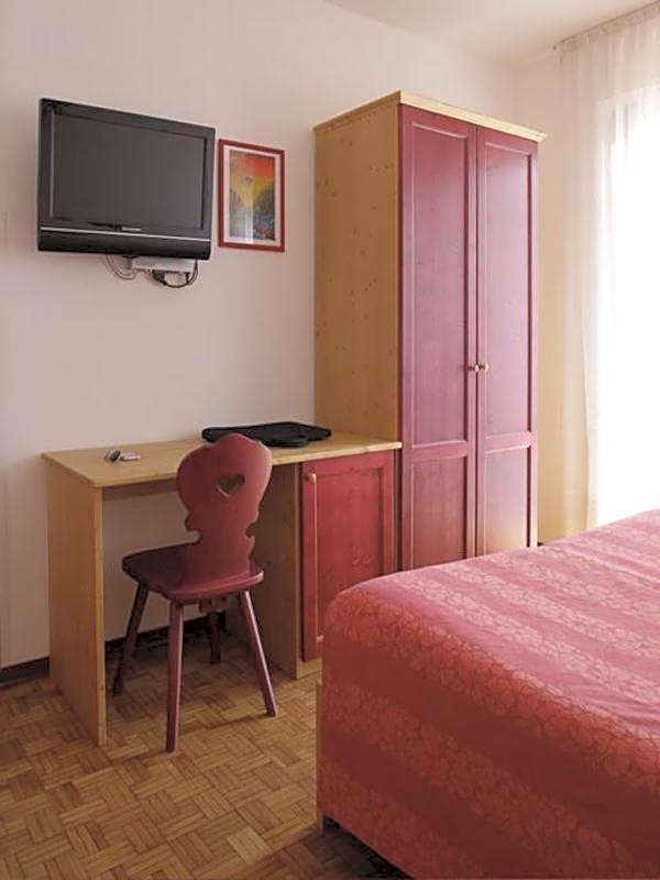 Albergo Miravalle-Tre Cime Views