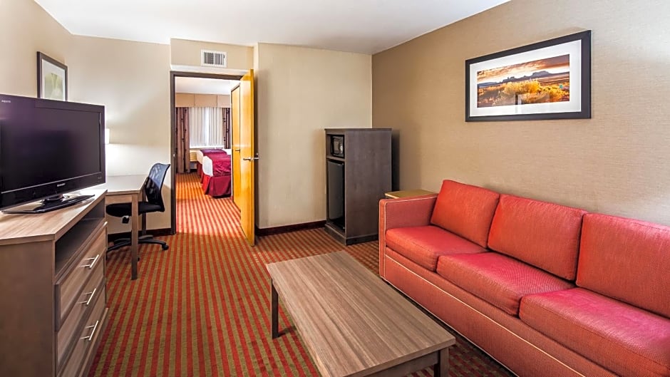 Best Western Plus Executive Suites