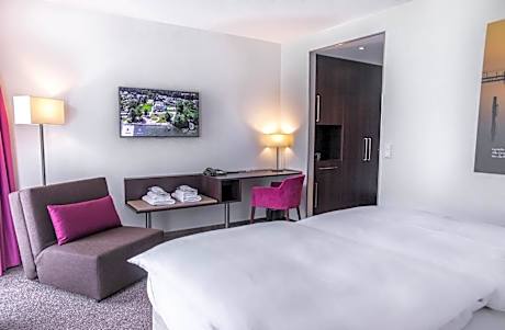 Deluxe Double Room with Balcony and Sea View