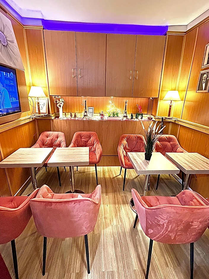 Le Nouvel Hotel Du Theatre