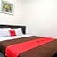 RedDoorz @ Hotel Rich Parepare near Pantai Mattirotasi