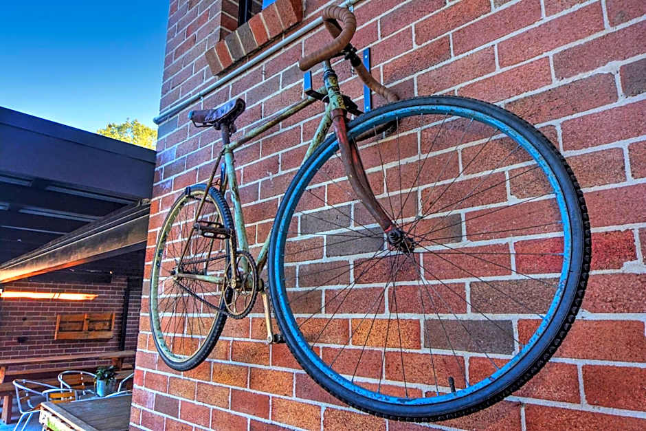 Pleasant Way River Lodge