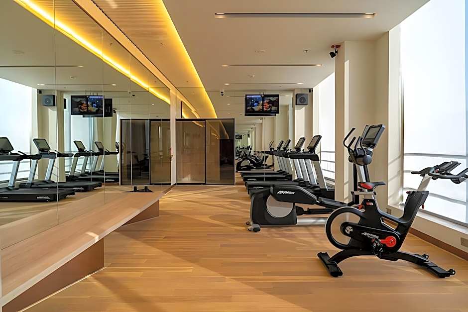 Gateway Ahmedabad, Sindhu Bhavan Road