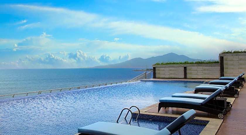 Four Points by Sheraton Manado