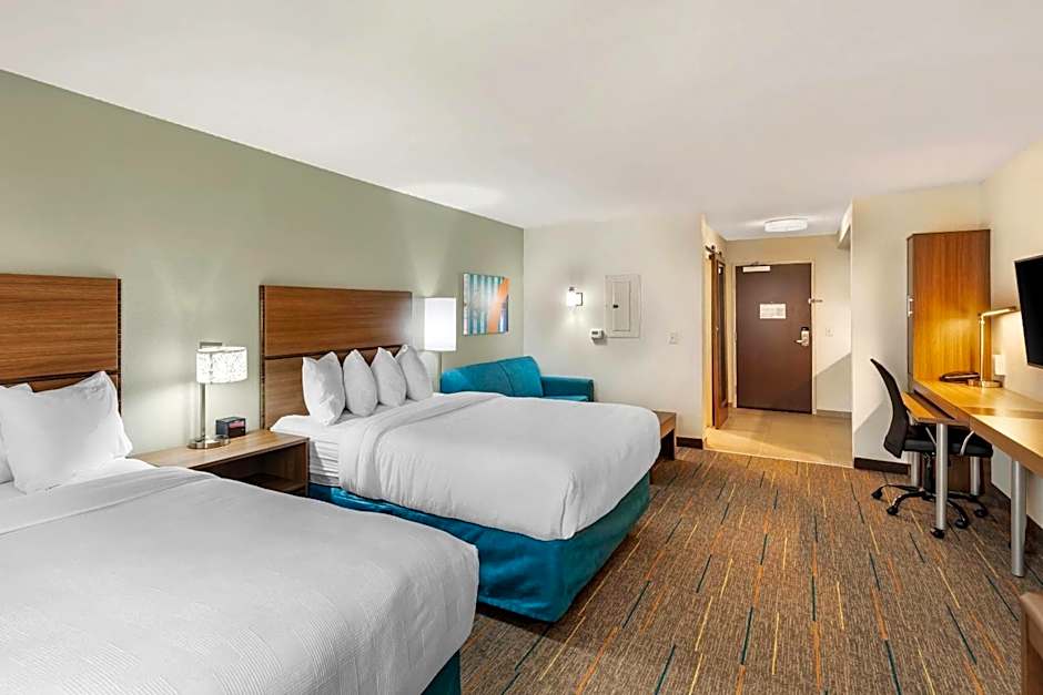 MainStay Suites Lancaster Dallas South