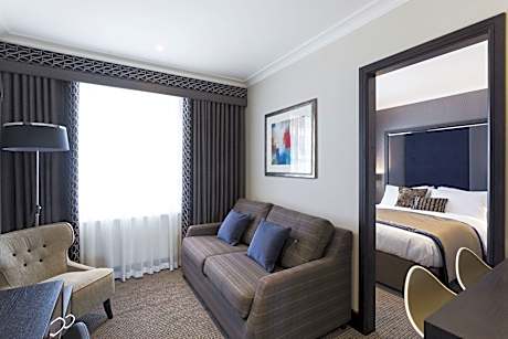 Deluxe Double Suite