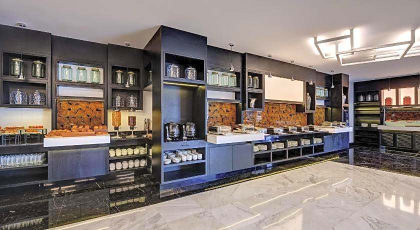 Novotel Sharjah Expo Centre