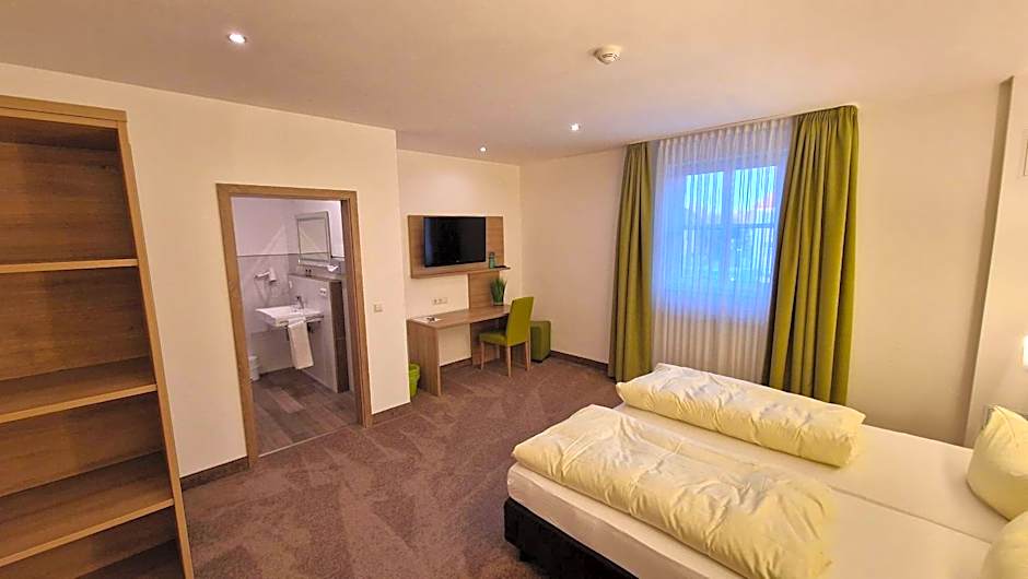 Schwarzer Adler - Hotel Garni