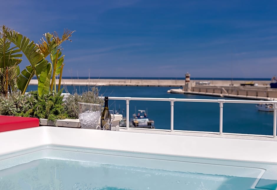 Al Console Luxury Suite