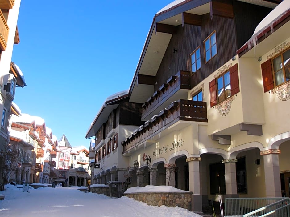 Sun Peaks Lodge