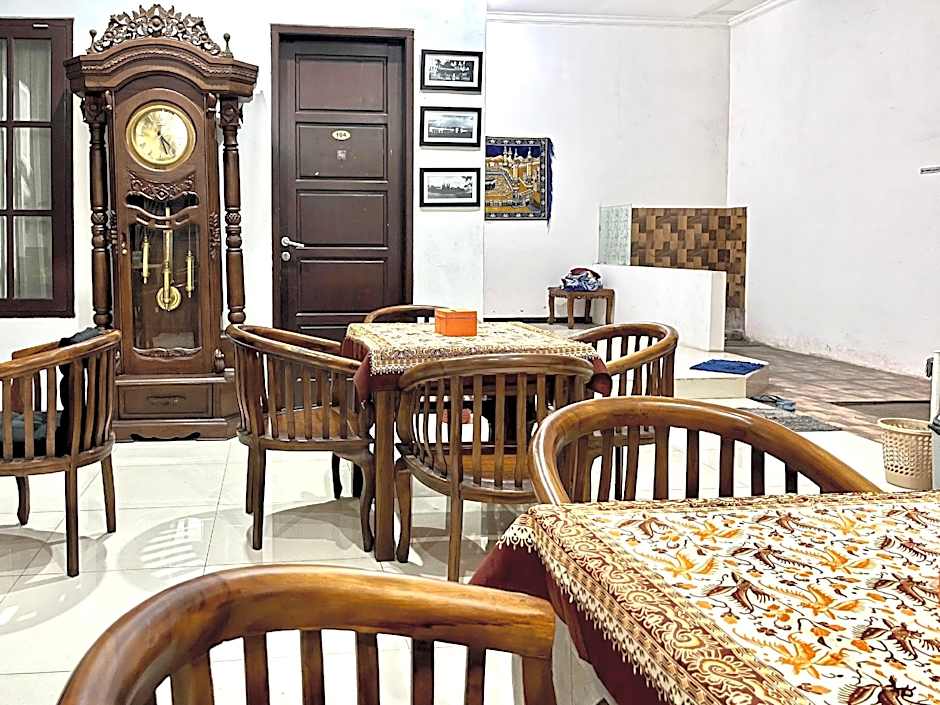 D Maktab Syariah Mitra RedDoorz Malang