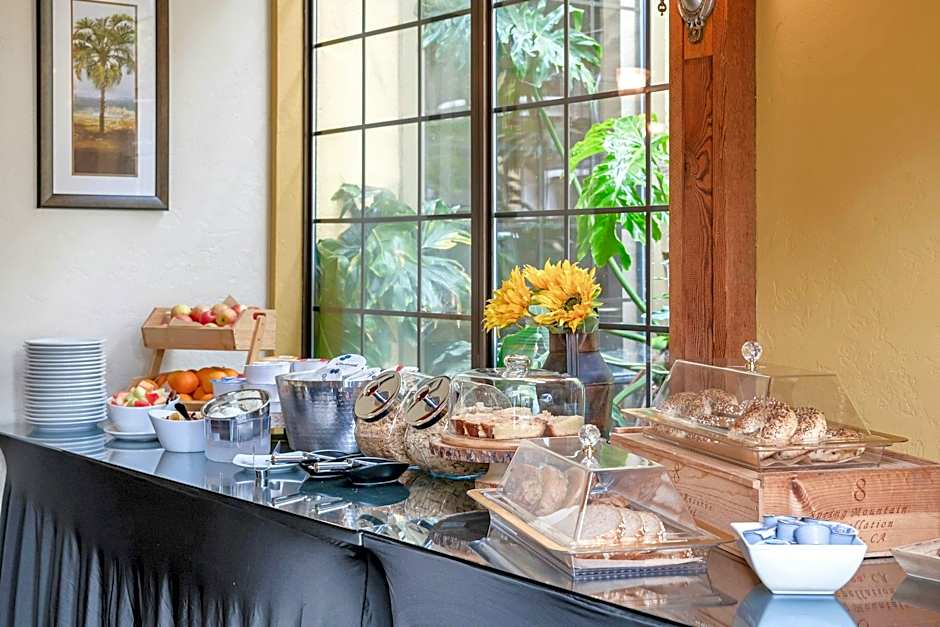 Sonoma Coast Villa and Spa