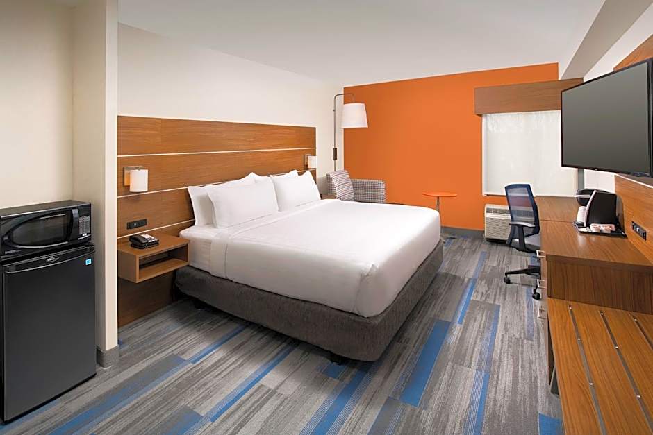 Holiday Inn Express & Suites College Park-University Area By IHG