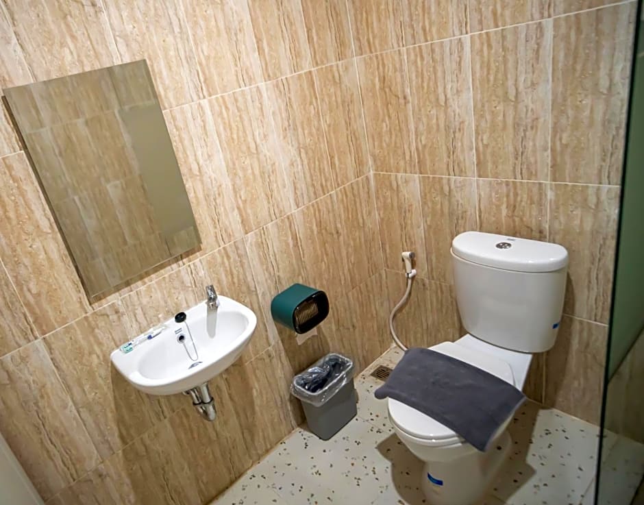 Elephant Inn and Suite by Sajiwa