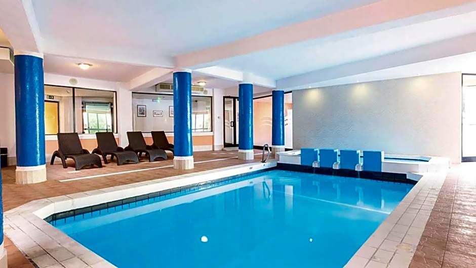 Sunseeker Holiday Complex